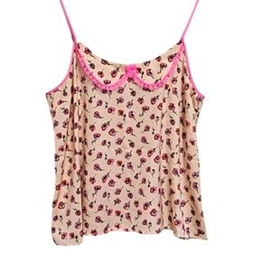 Juicy Couture delicate Romantic floral cami/tank  top size Large